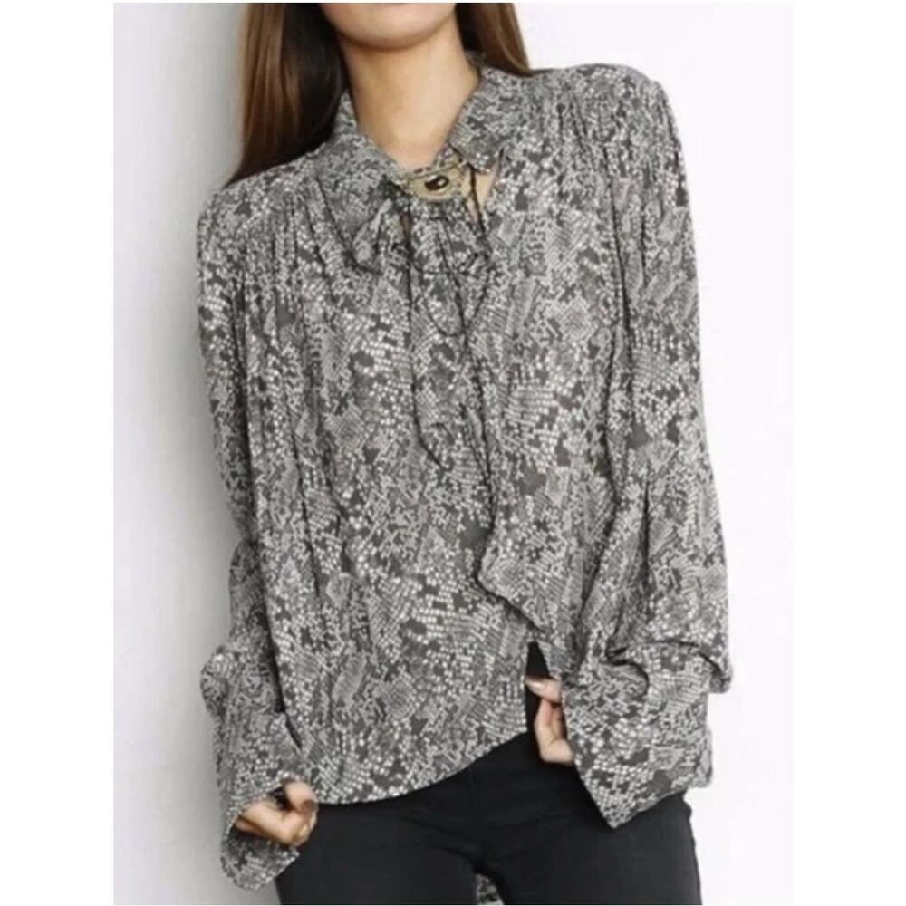 NWT Free People Modern Muse Snakeskin Oversized High Low Top - Size L